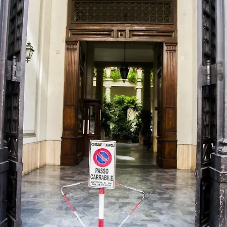 Bed & Breakfast Civico 7 Naples