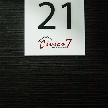 Civico 7 4*